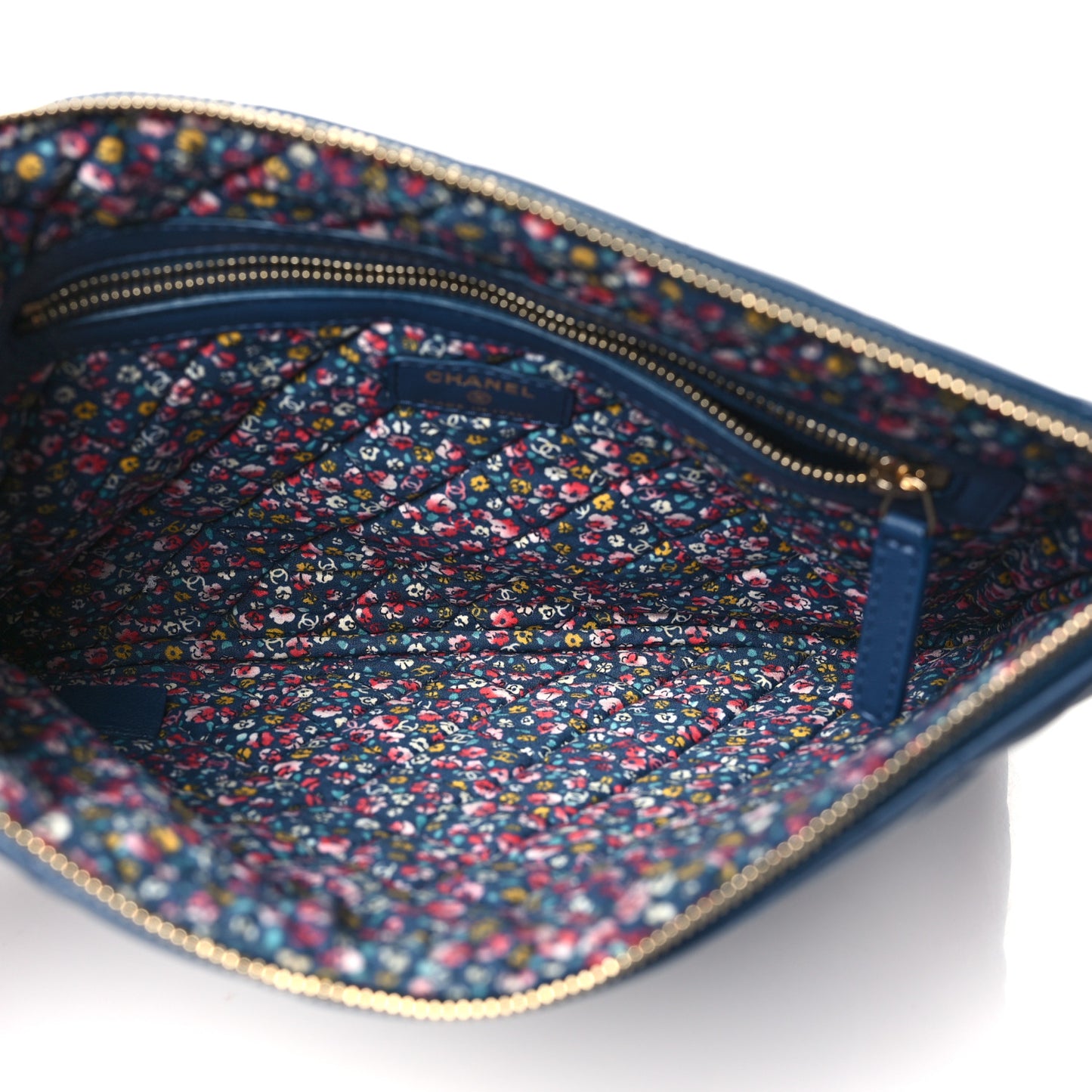 Lambskin Quilted Medium Cuba Cosmetic Case Navy