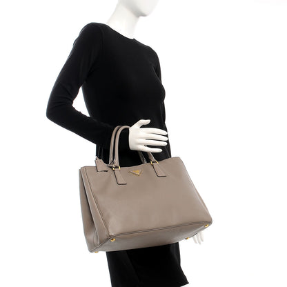 Prada Saffiano Lux Large Tote Argilla 2 of 15