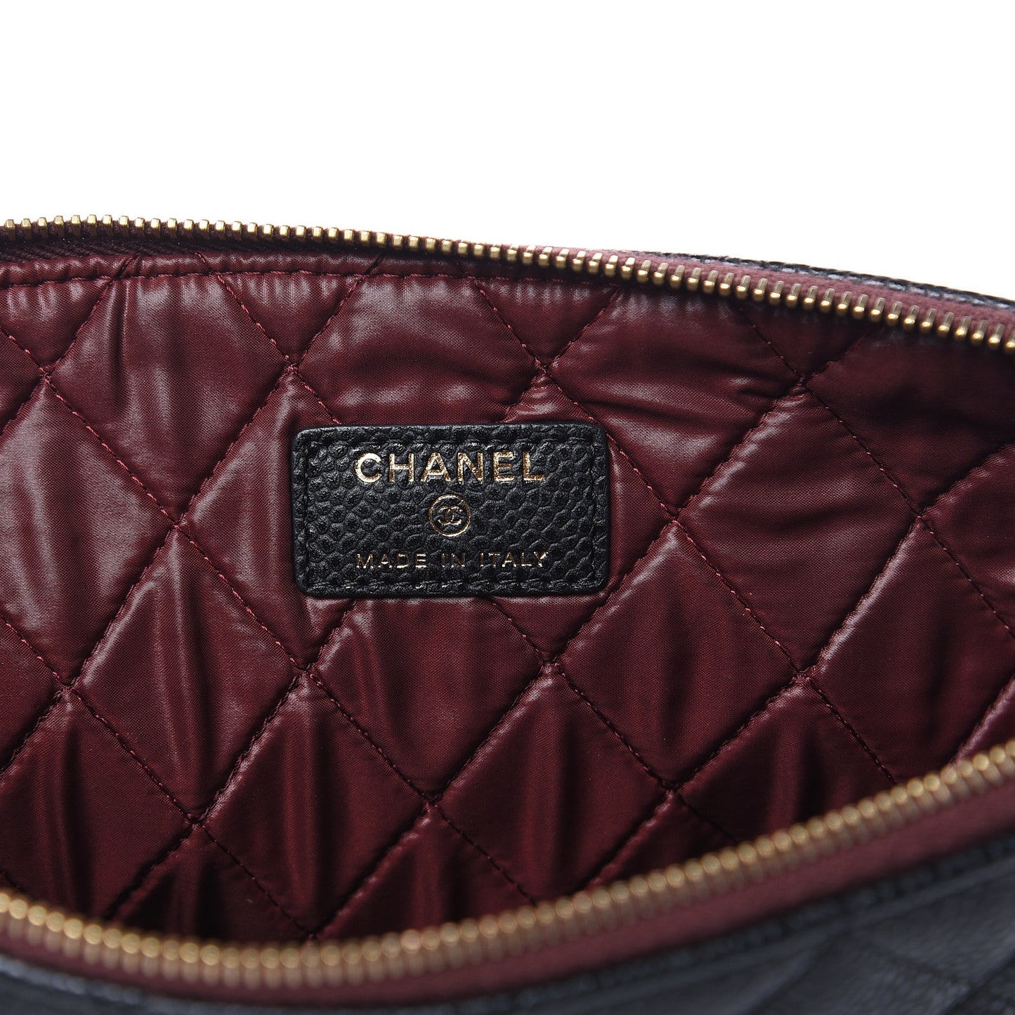 Caviar Quilted Medium Cosmetic Case Black