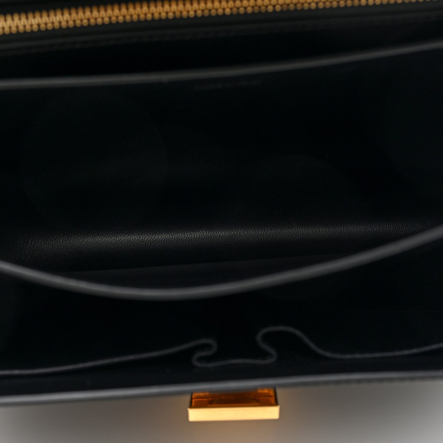 Box Calfskin Medium Classic Box Flap Bag Black