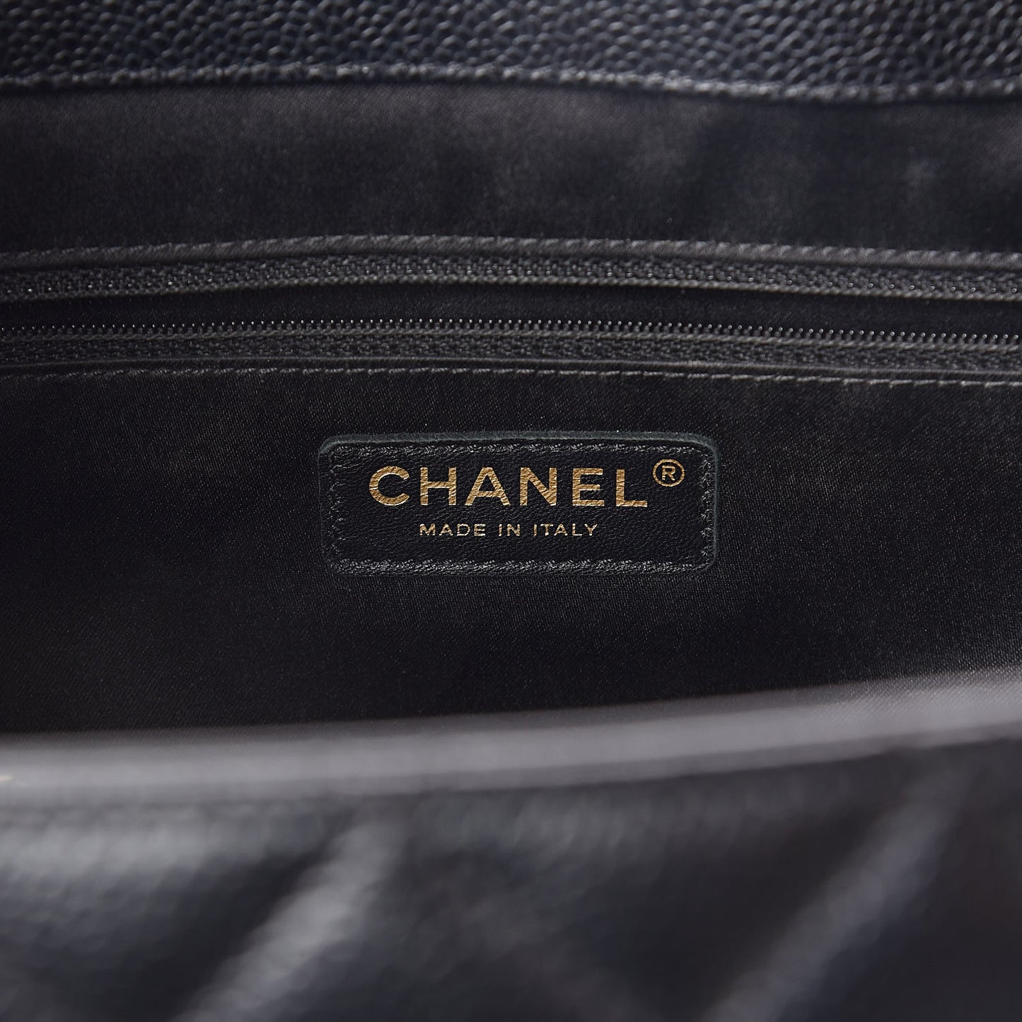 Caviar Quilted XL Grand Shopping Tote GST Black