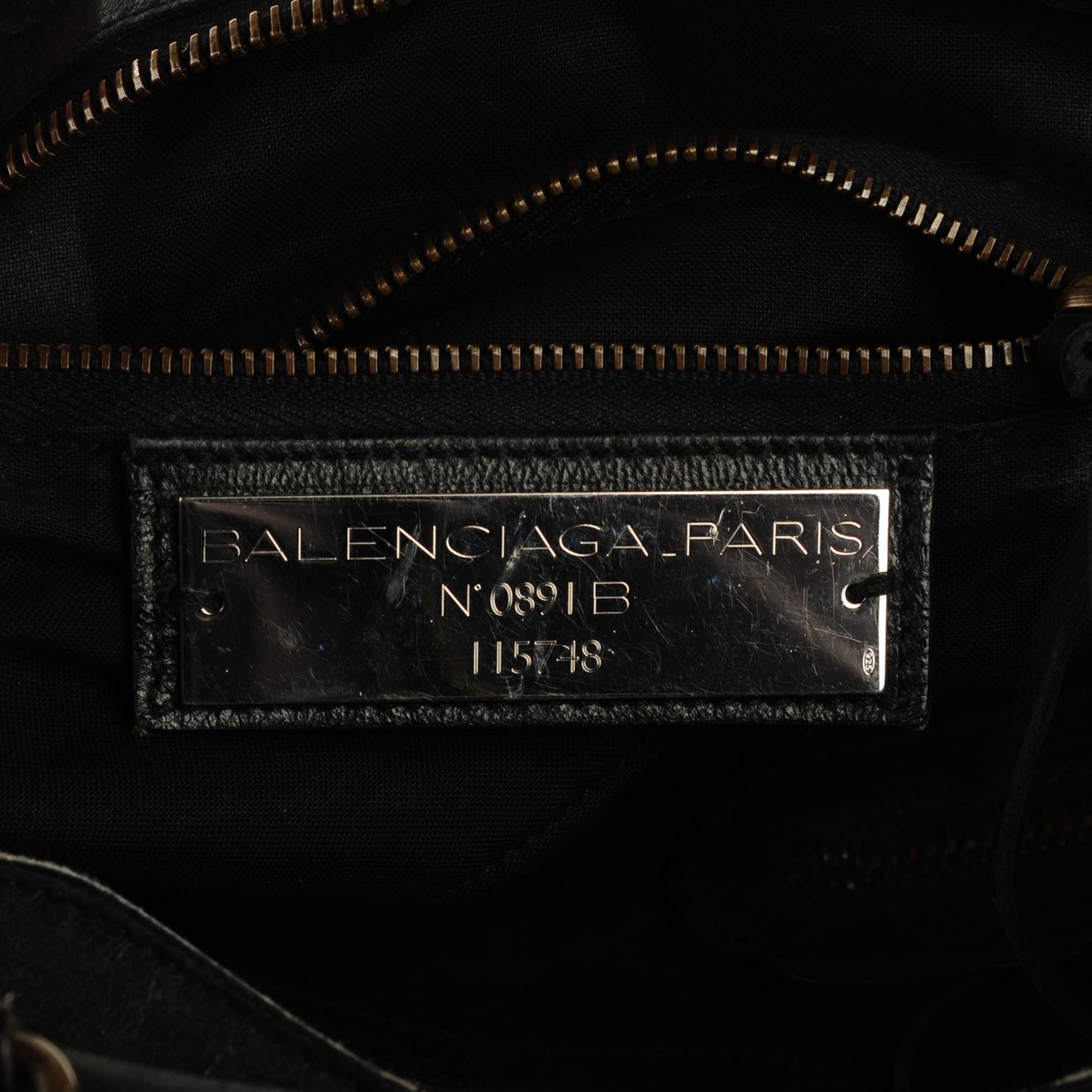 Chevre Classic Hardware City Black