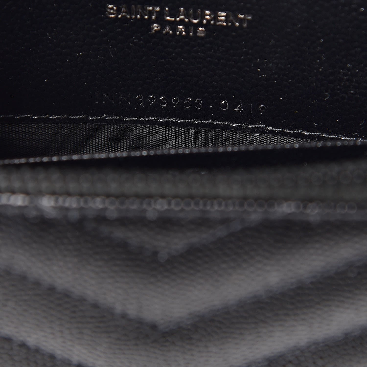Saint Laurent Grain De Poudre Matelasse Chevron Monogram Envelope Chain Wallet Black 8 of 11