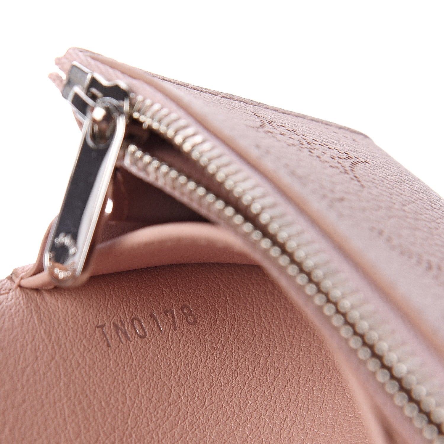 Louis Vuitton Mahina Anae Coin Purse Magnolia 8 of 9