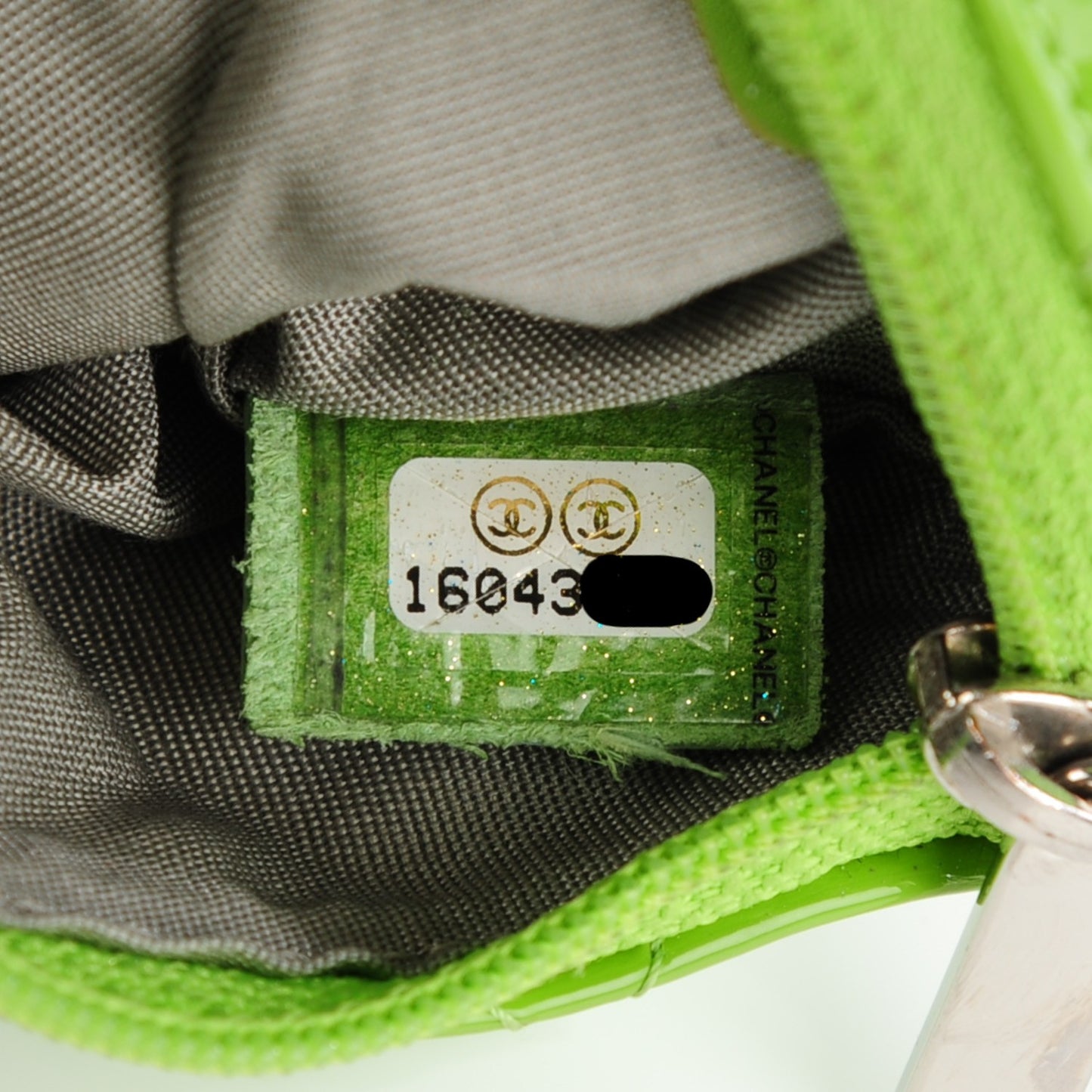 Patent Quilted Brilliant Key Holder Case Light Green