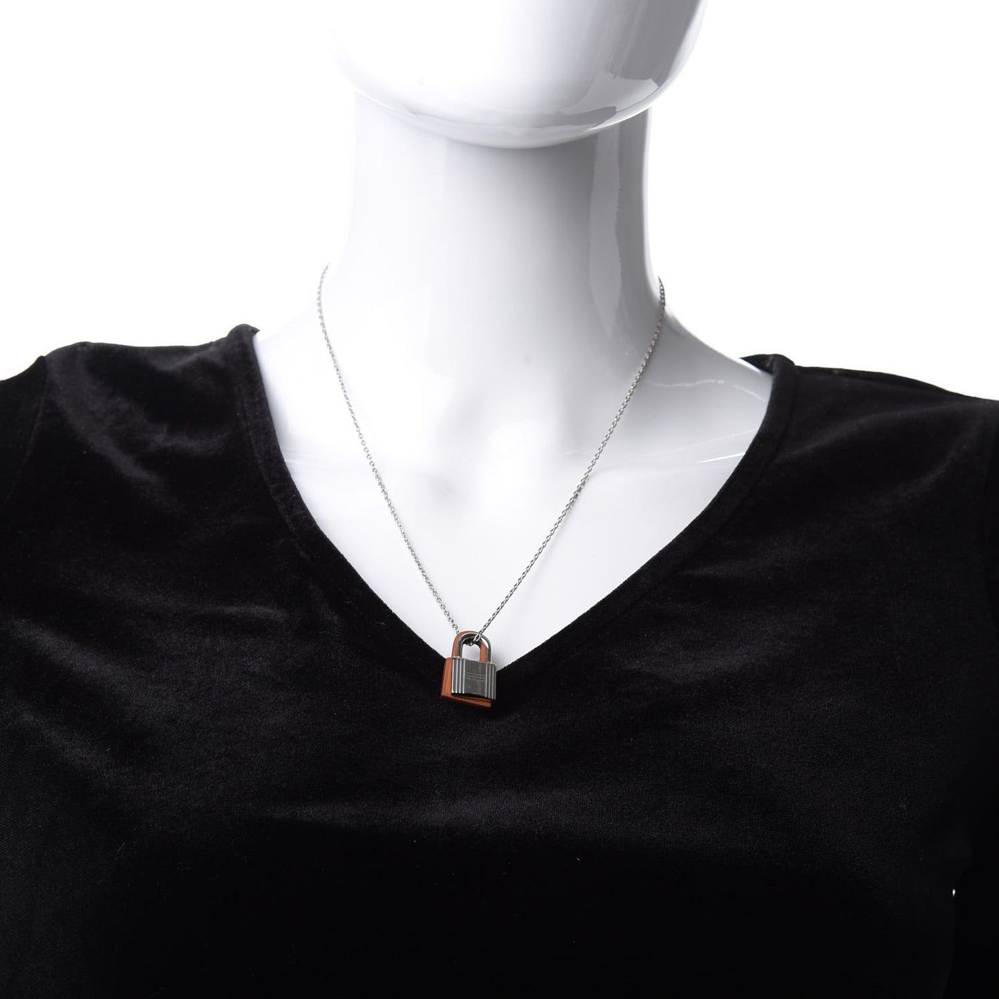 Swift Small O'Kelly Pendant Necklace Gold