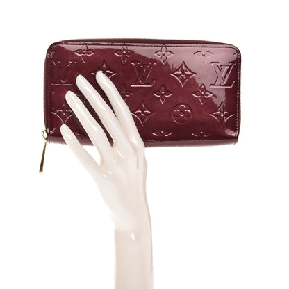 Louis Vuitton Vernis Zippy Wallet Rouge Fauviste 2 of 7