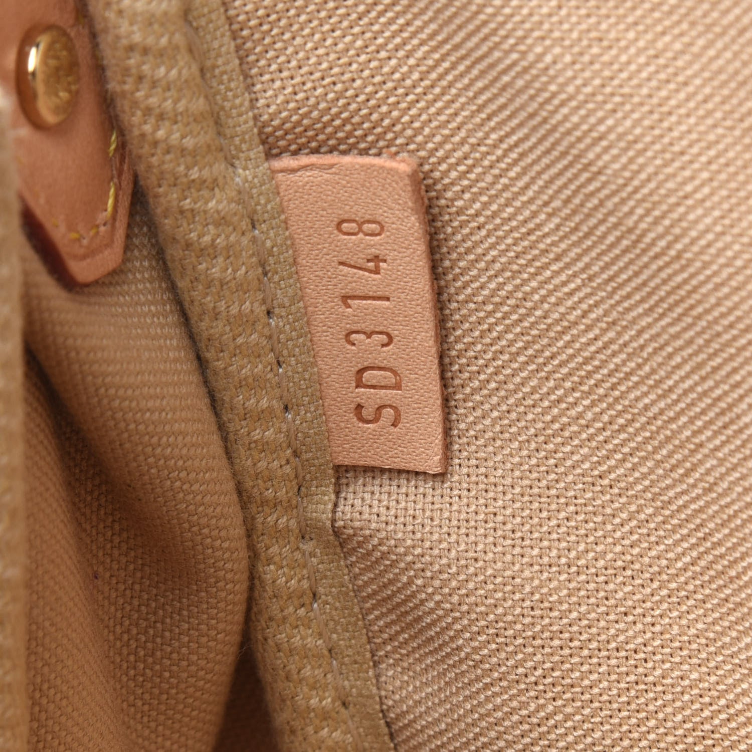 Louis Vuitton Damier Azur Favorite MM 8 of 12