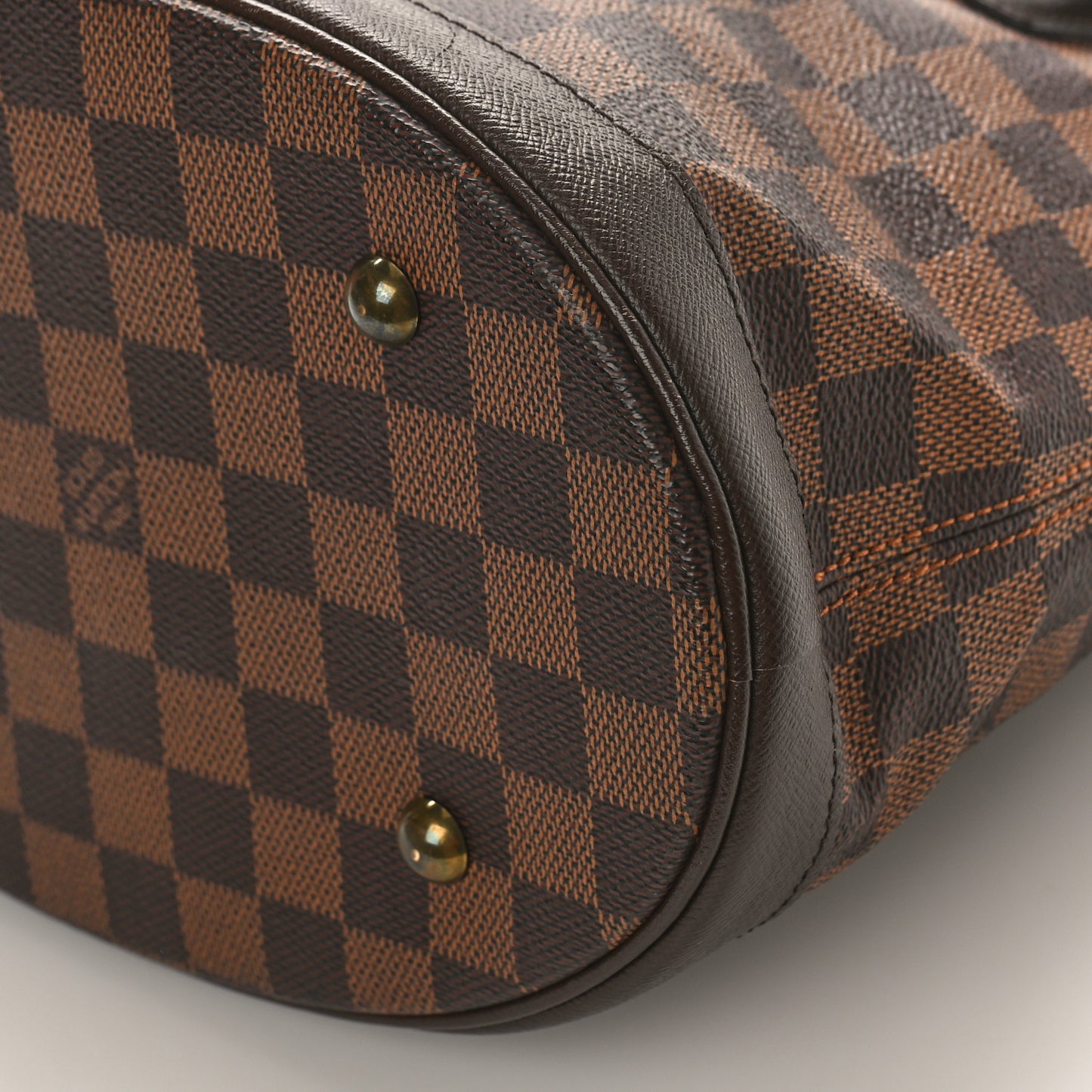 Damier Ebene Marais Bucket 23