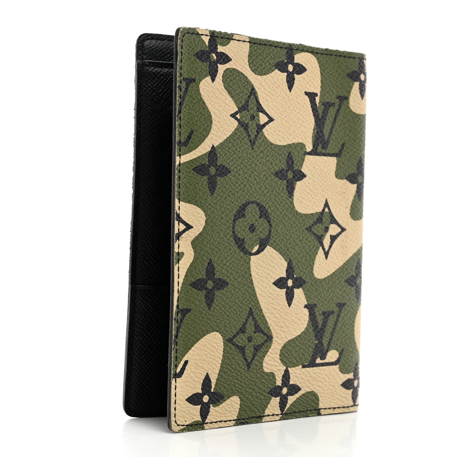 Louis Vuitton Monogramouflage Passport Cover 3 of 7