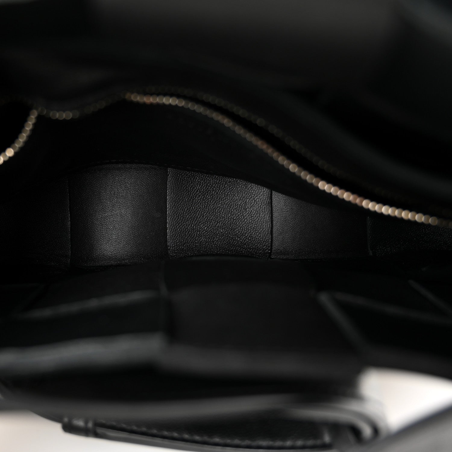 Bottega Veneta Lambskin Maxi Intrecciato Cassette Crossbody Bag Black 5 of 9