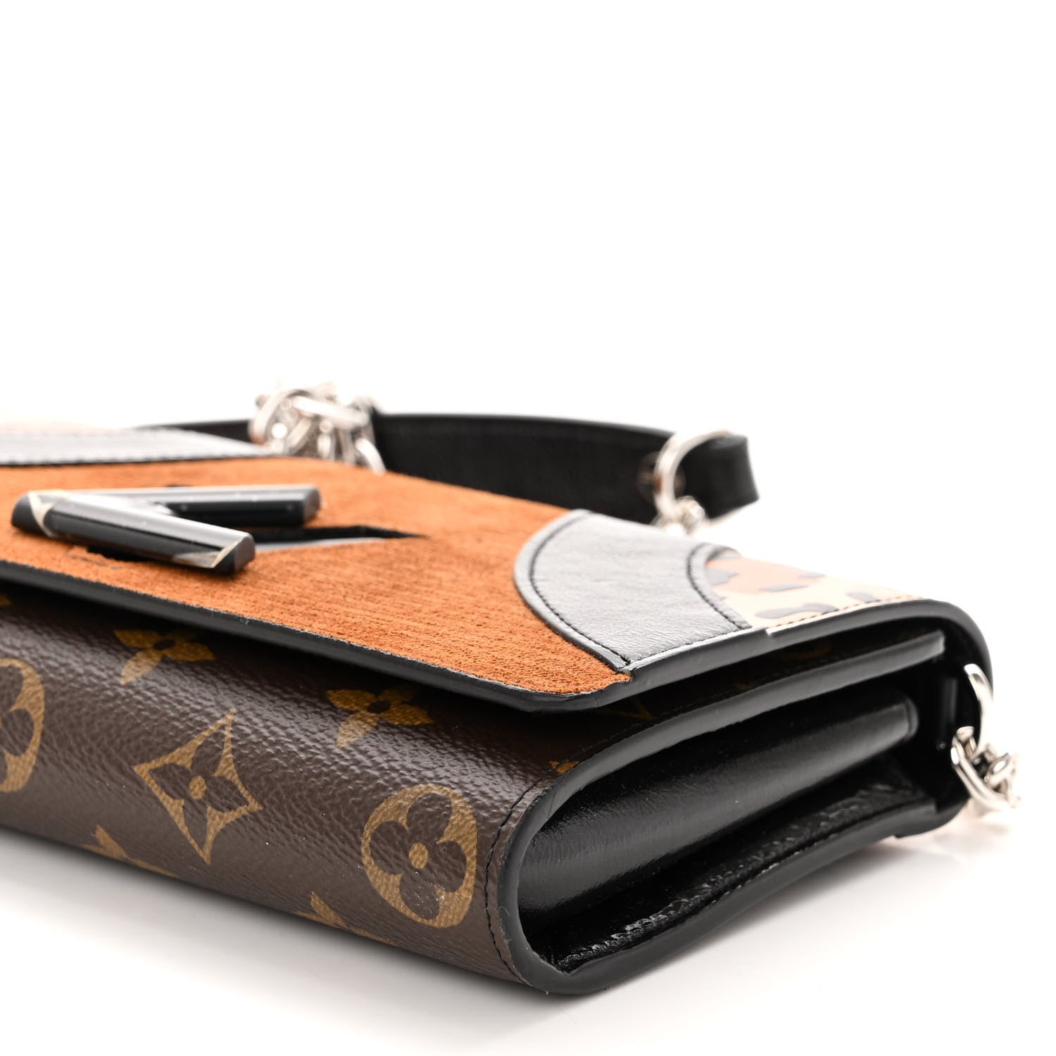 Louis Vuitton Calfskin Monogram Wild At Heart Twist Chain Wallet 9 of 11