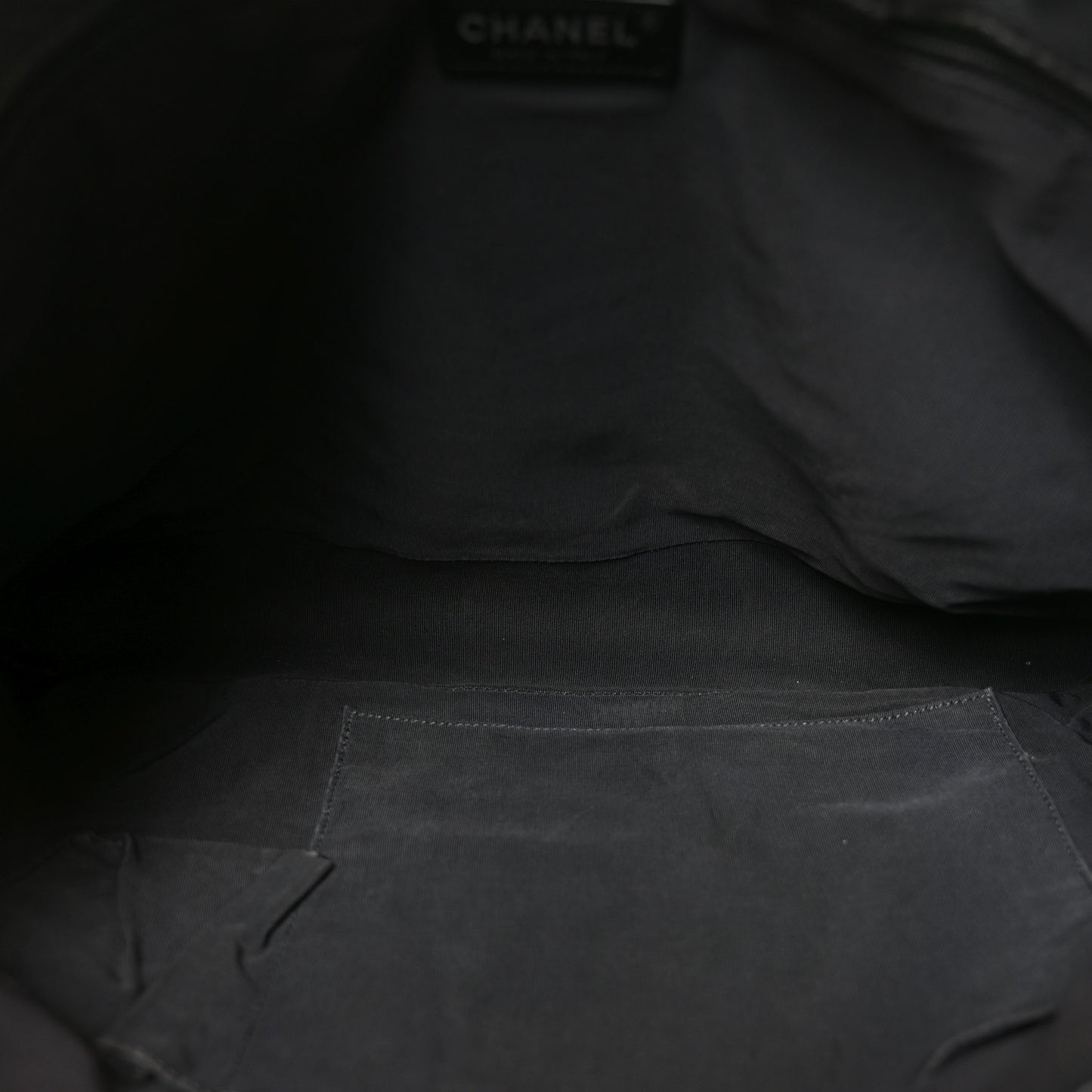 Caviar Quilted Shopping Tote Grey