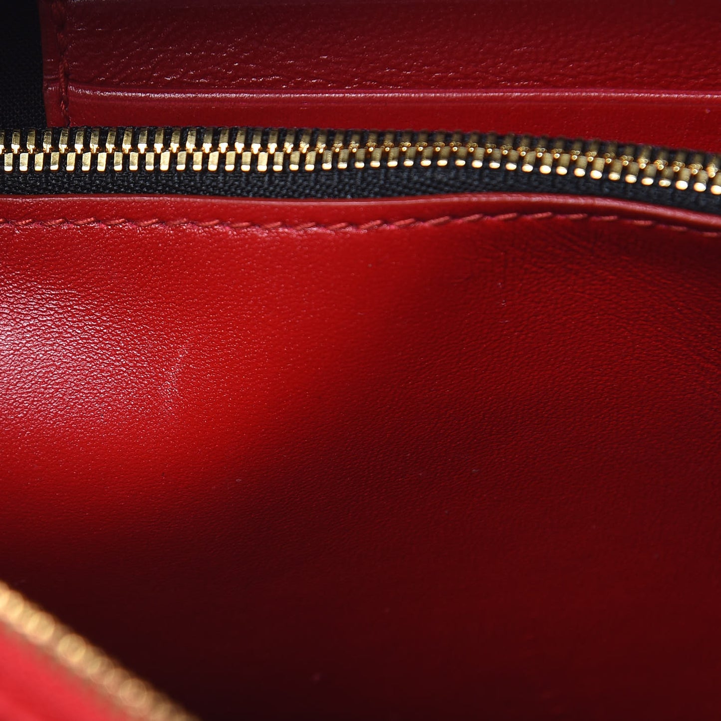 Velvet Logo Matelasse BB XS Reporter Bag Red