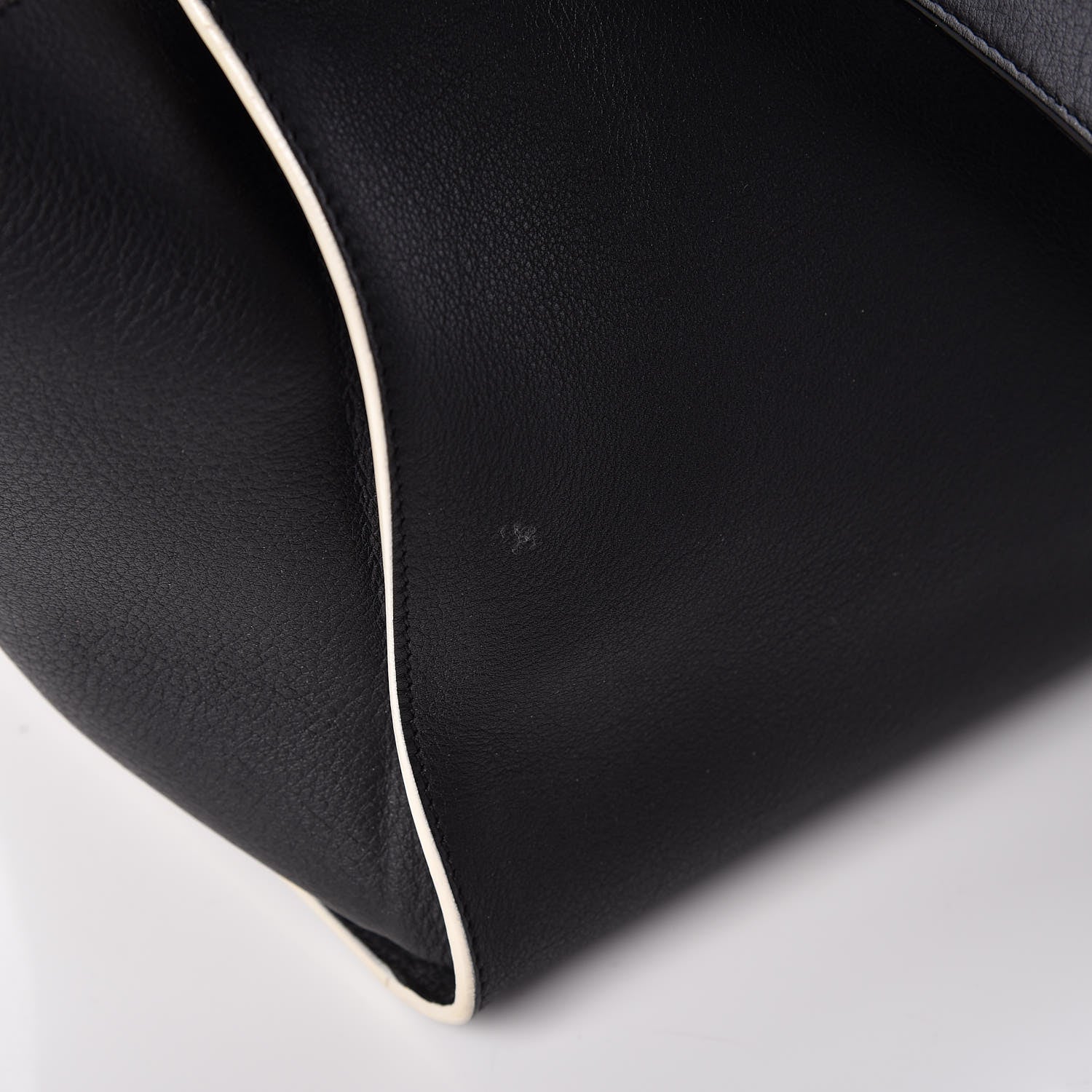 Saint Laurent Calfskin Small Monogram Downtown Cabas Black White 12 of 14