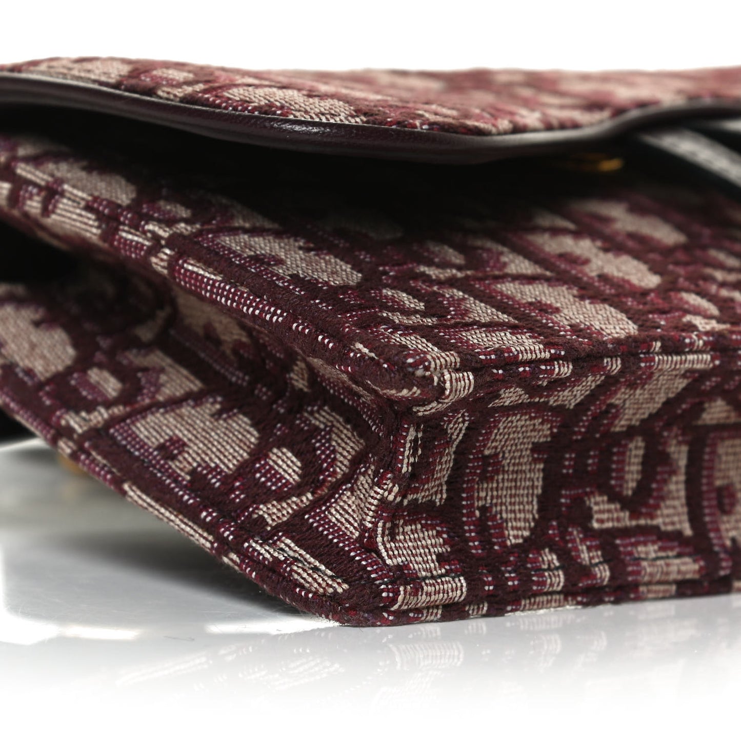 Oblique Saddle Belt Bag Bordeaux