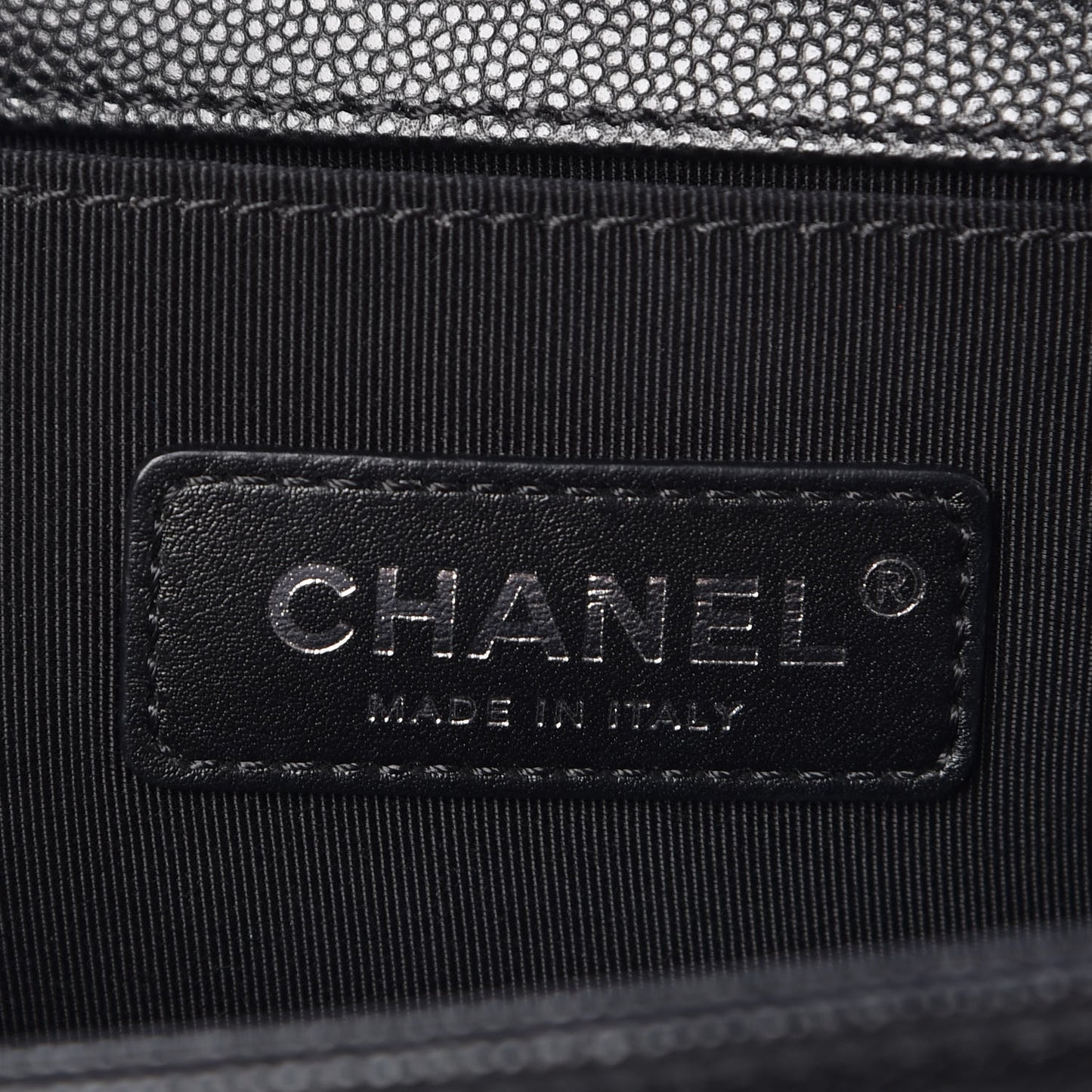 Caviar Chevron Quilted Medium Boy Flap Black