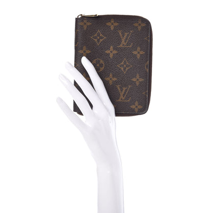 Louis Vuitton Monogram Zipped Passport Holder Wallet 2 of 7