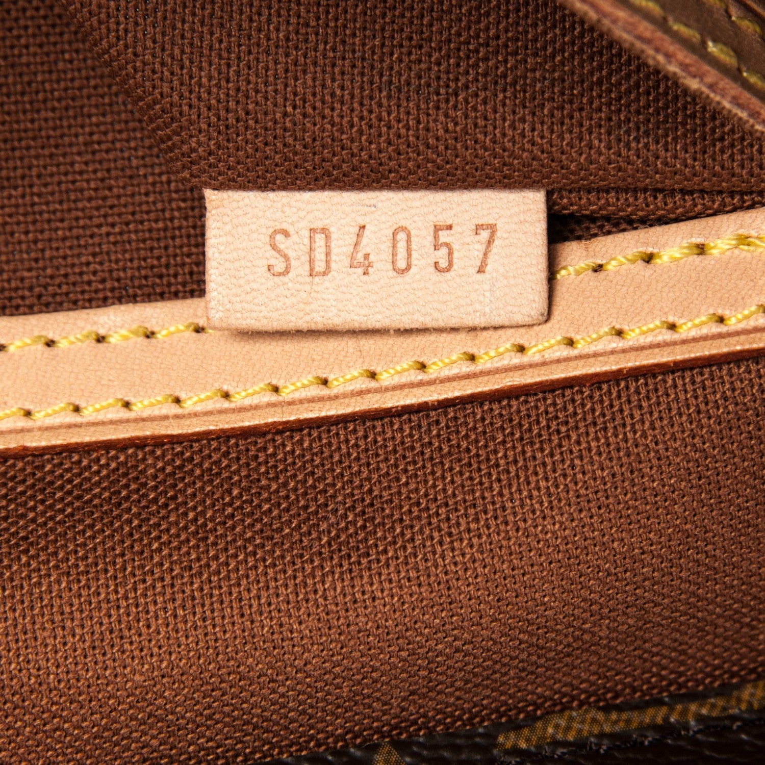 Louis Vuitton Monogram Cabas Mezzo 7 of 7