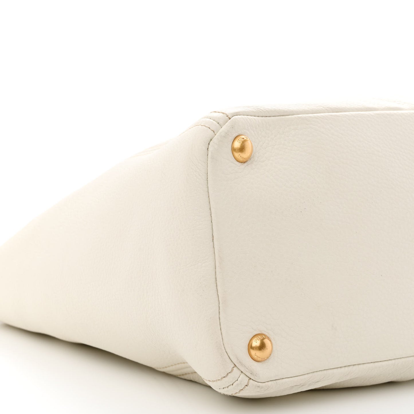 Vitello Daino Side Pocket Tote Talco