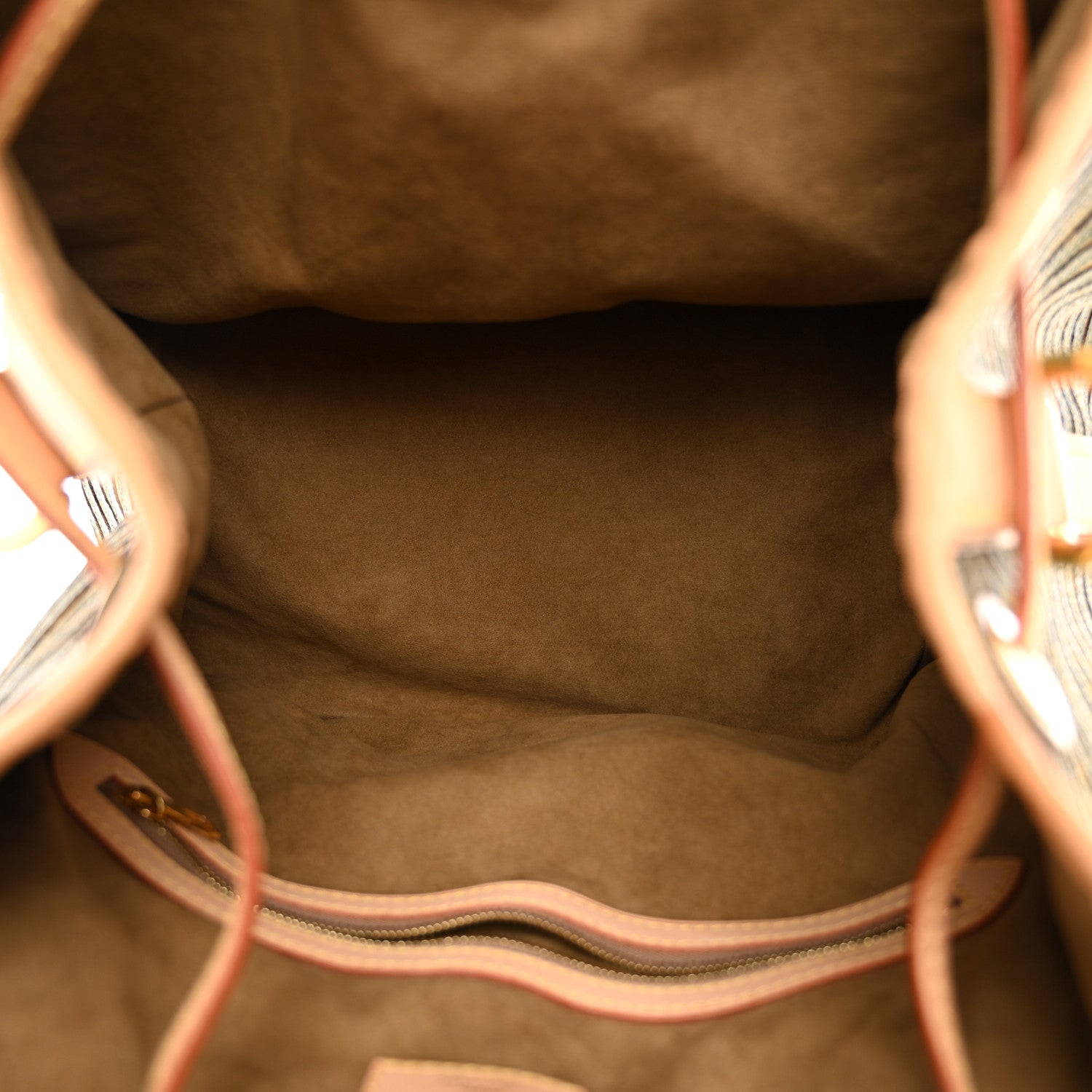 Louis Vuitton Monogram Eden Neo Kaki 5 of 9