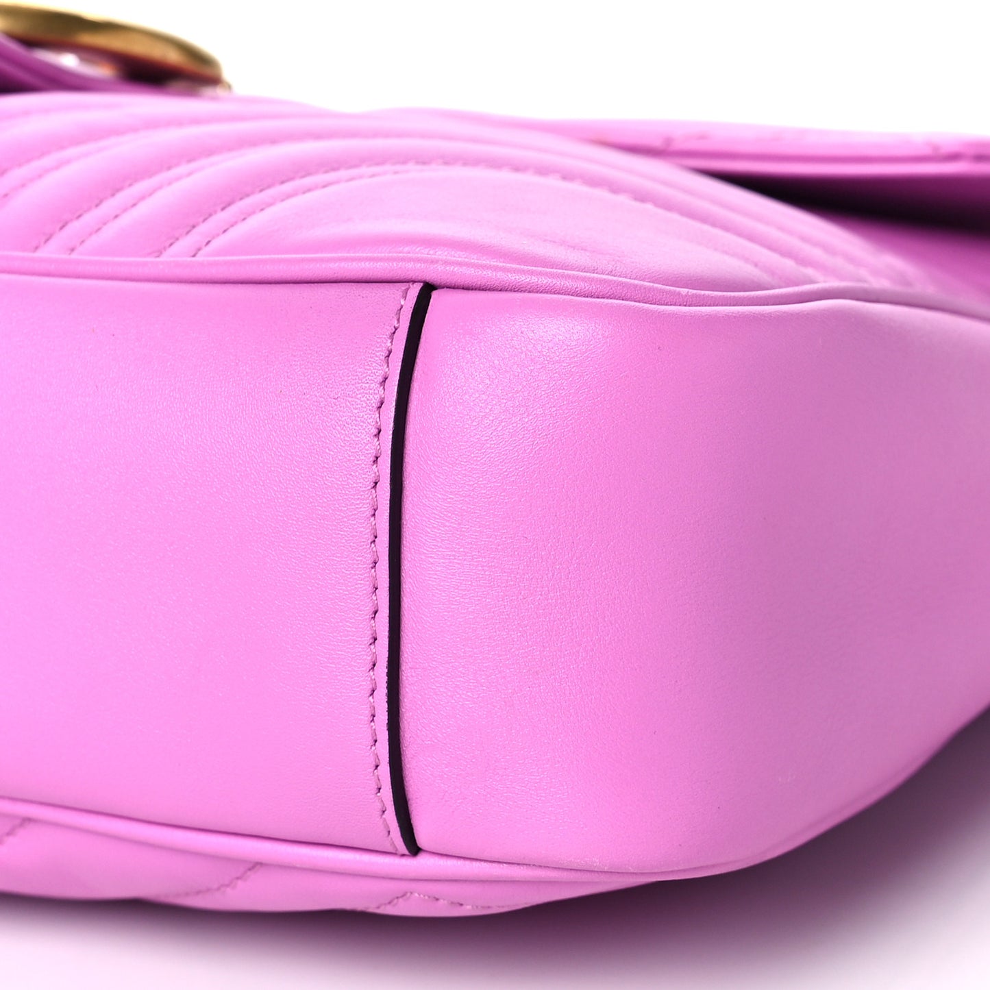 Calfskin Matelasse Medium GG Marmont Shoulder Bag Candy Mousse
