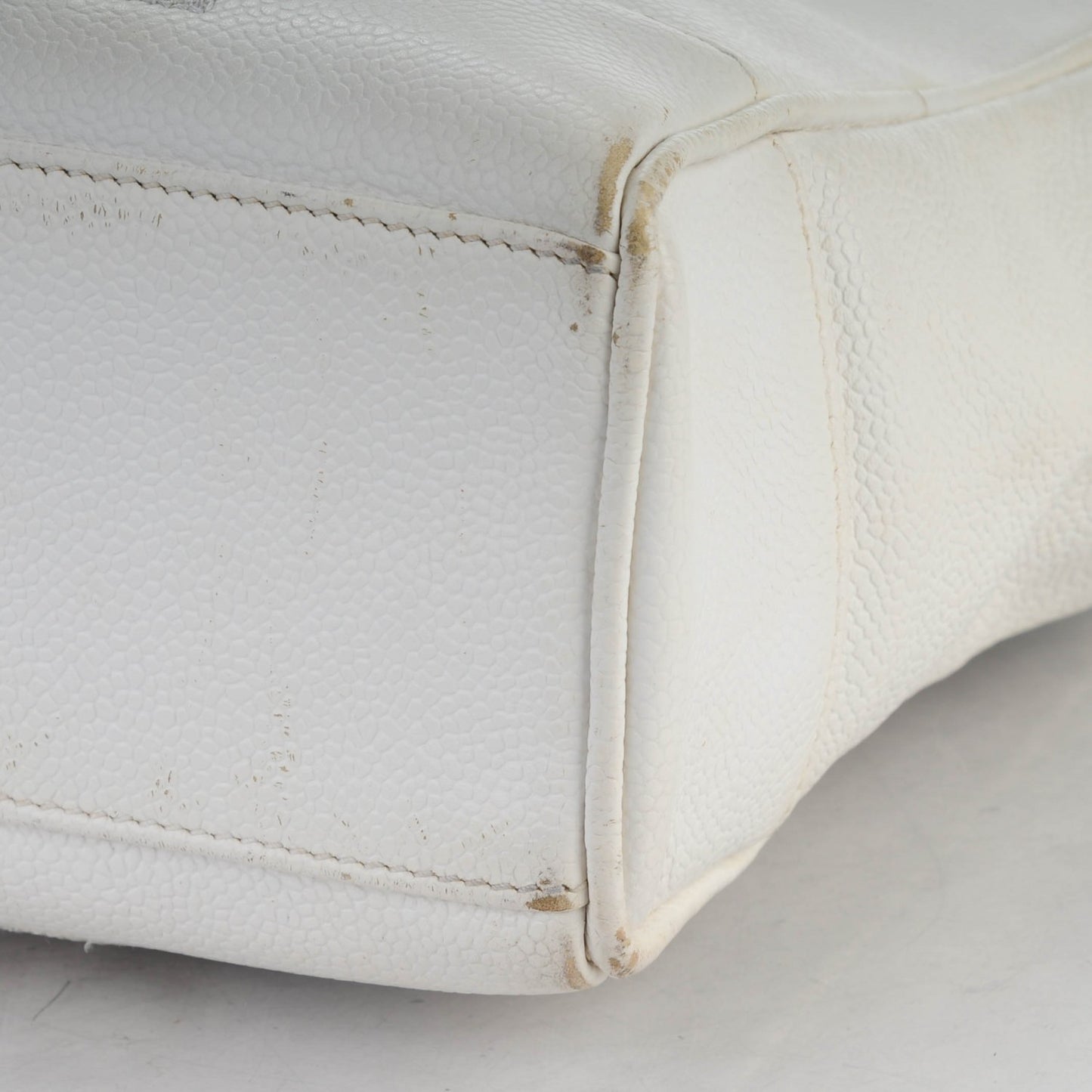 Caviar Shoulder Bag White