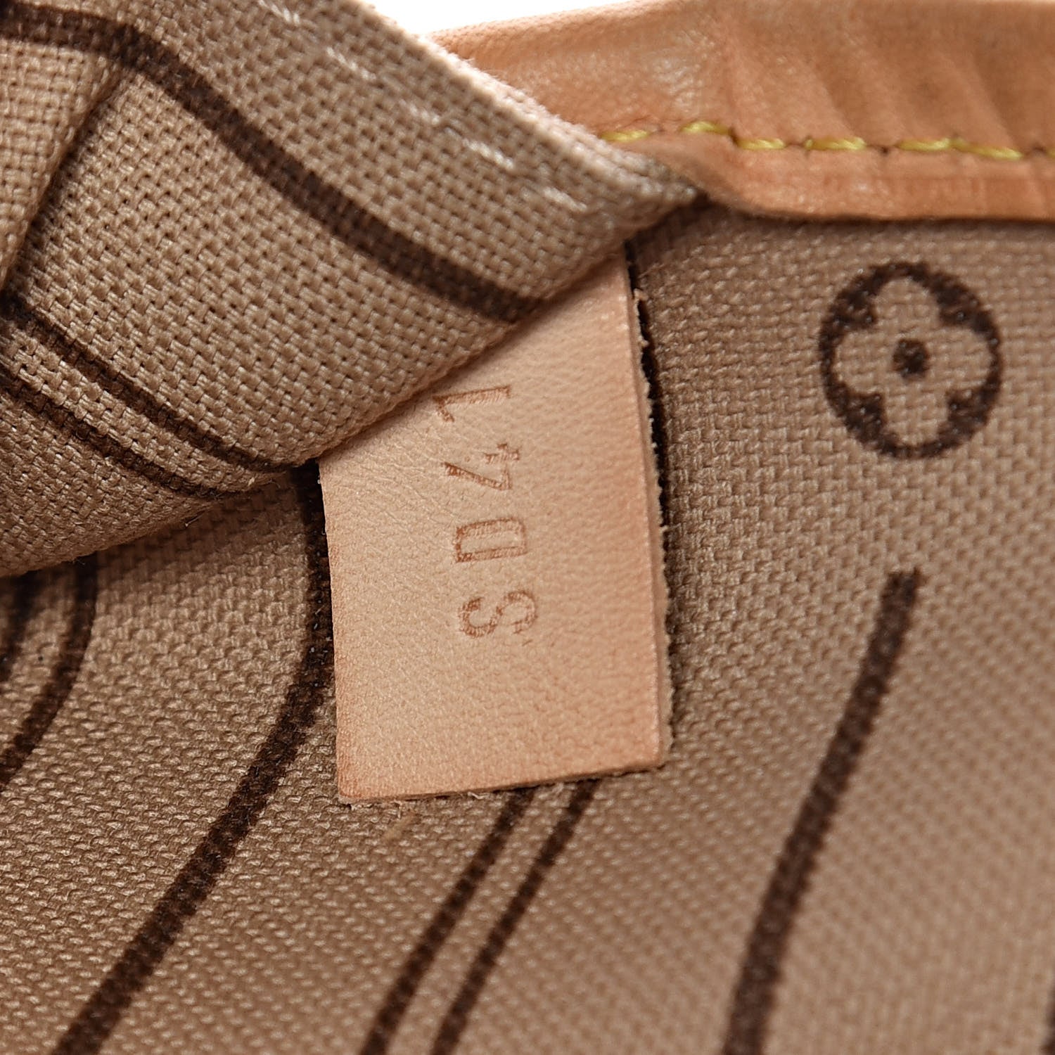 Louis Vuitton Monogram Neverfull GM 9 of 11