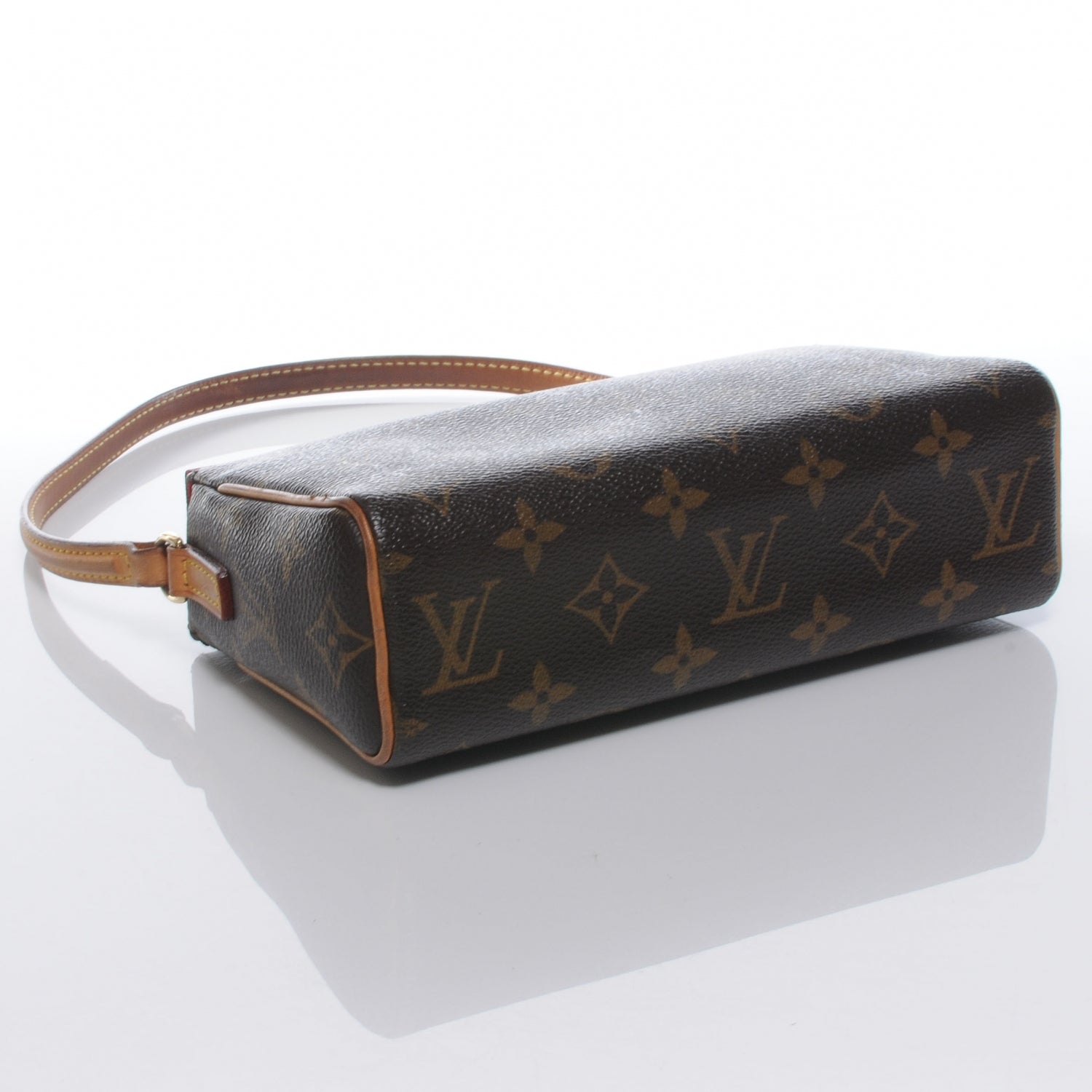 Louis Vuitton Monogram Recital 4 of 7