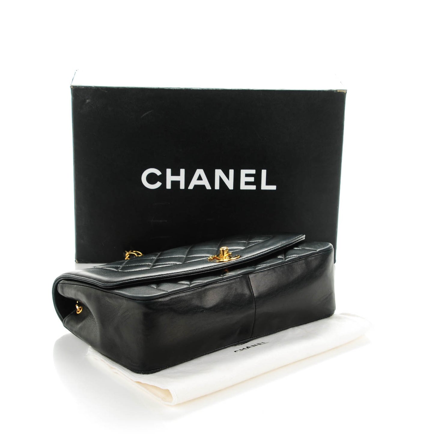 Lambskin Medium Single Flap Black