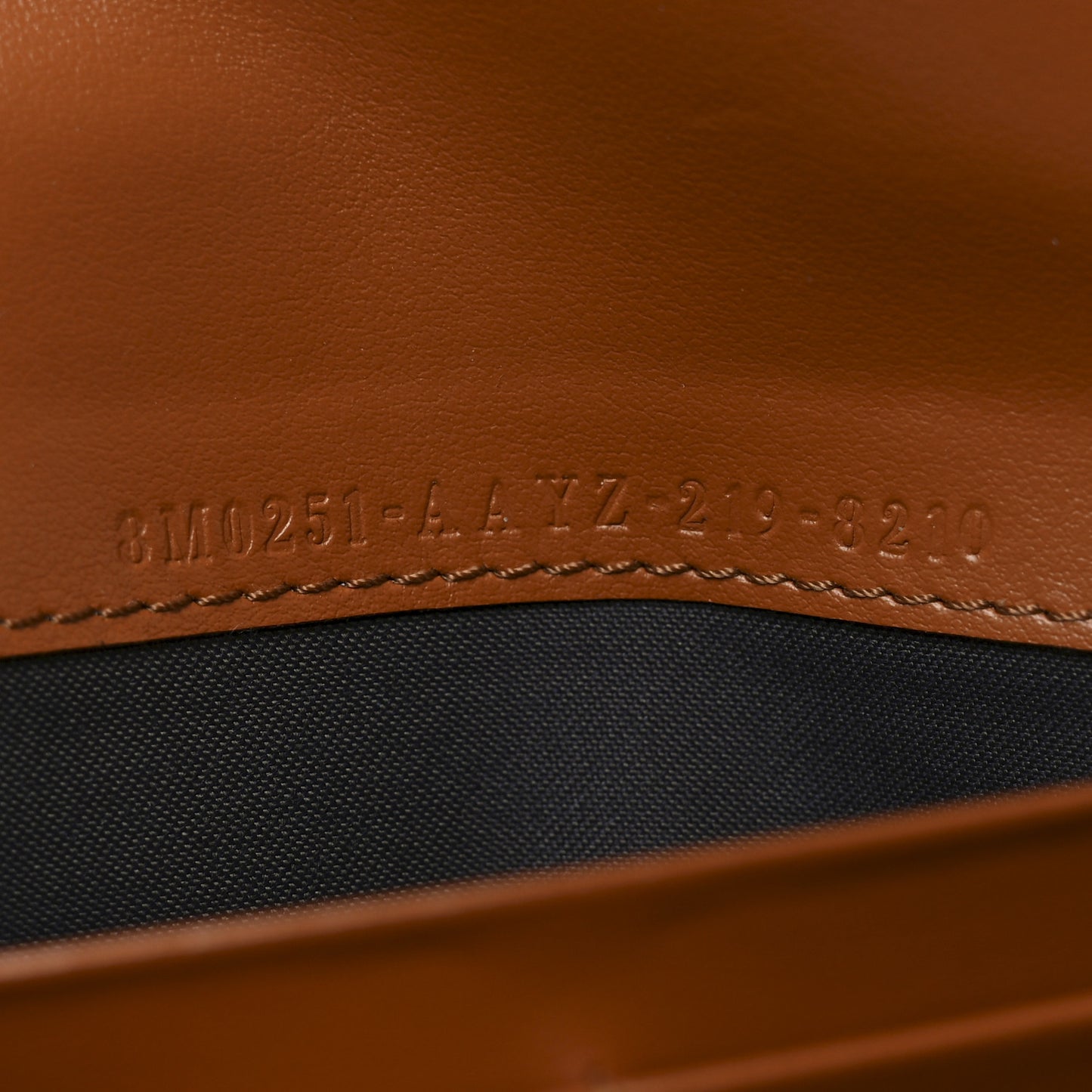 Vitello King Tamponato Logo Embossed Continental Wallet Cuoio