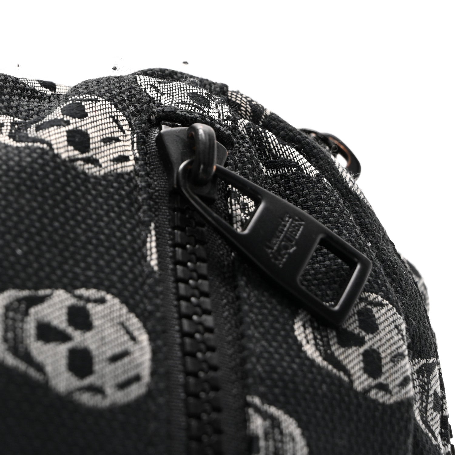 Alexander McQueen Jacquard Skull Belt Bag Black White 10 of 10