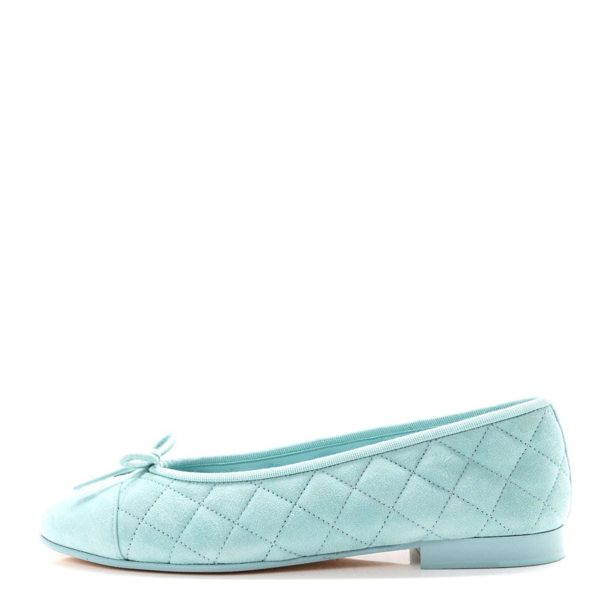 Suede Calfskin Quilted Cap Toe CC Ballerina Flats 38 Light Blue