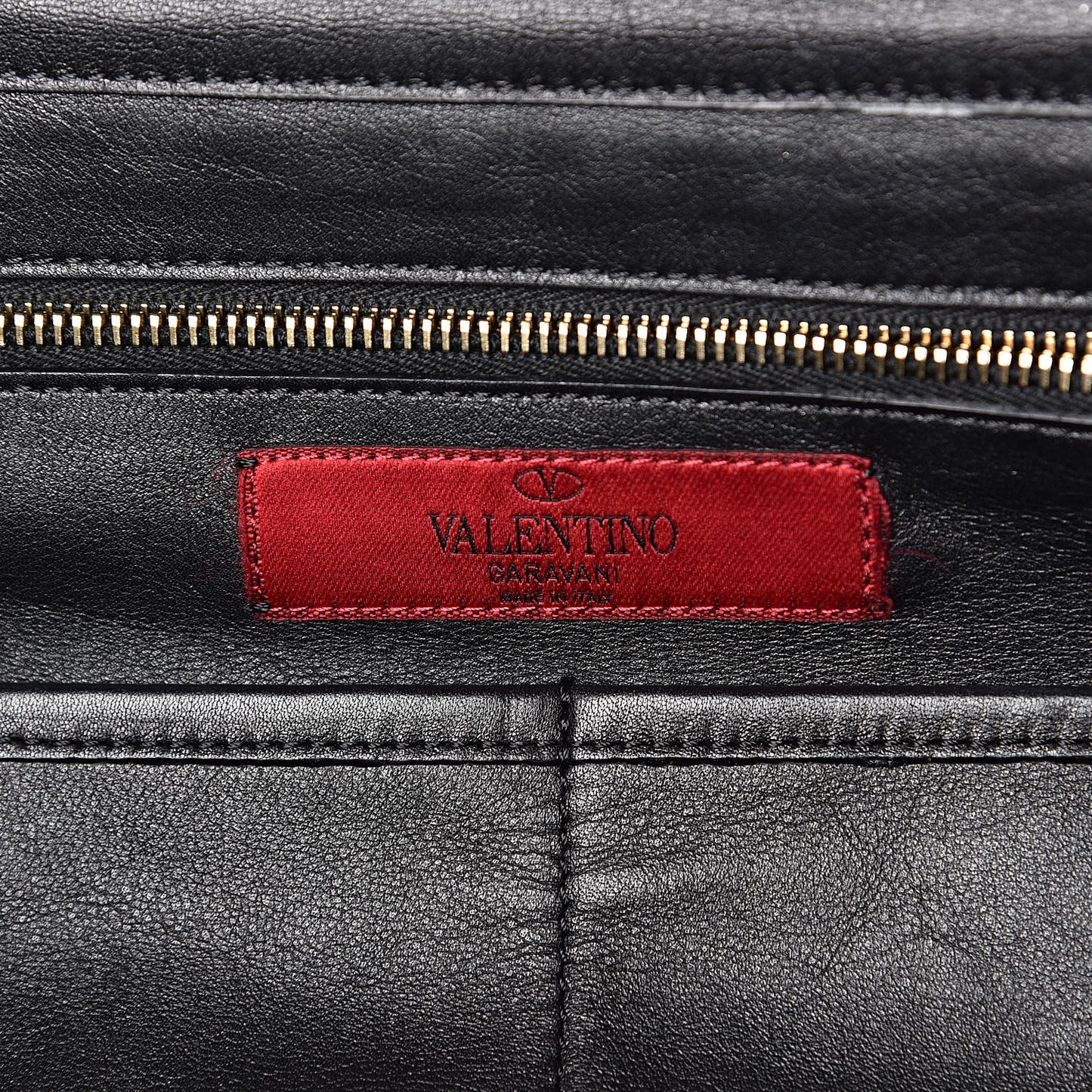 Vitello Medium Rockstud Tote Black