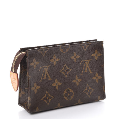 Louis Vuitton Monogram Toiletry Pouch 15 3 of 9