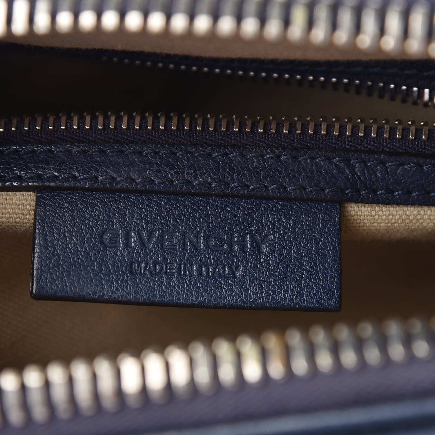 Givenchy Sugar Goatskin Small Antigona Navy 7 of 14