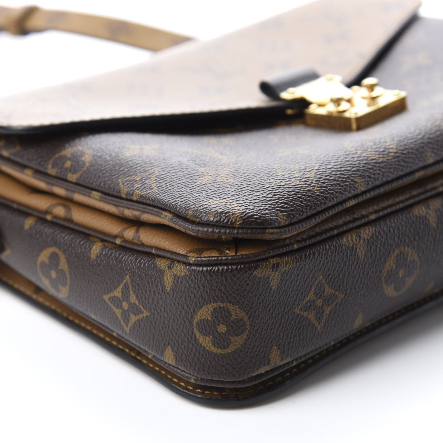 Reverse Monogram Pochette Metis