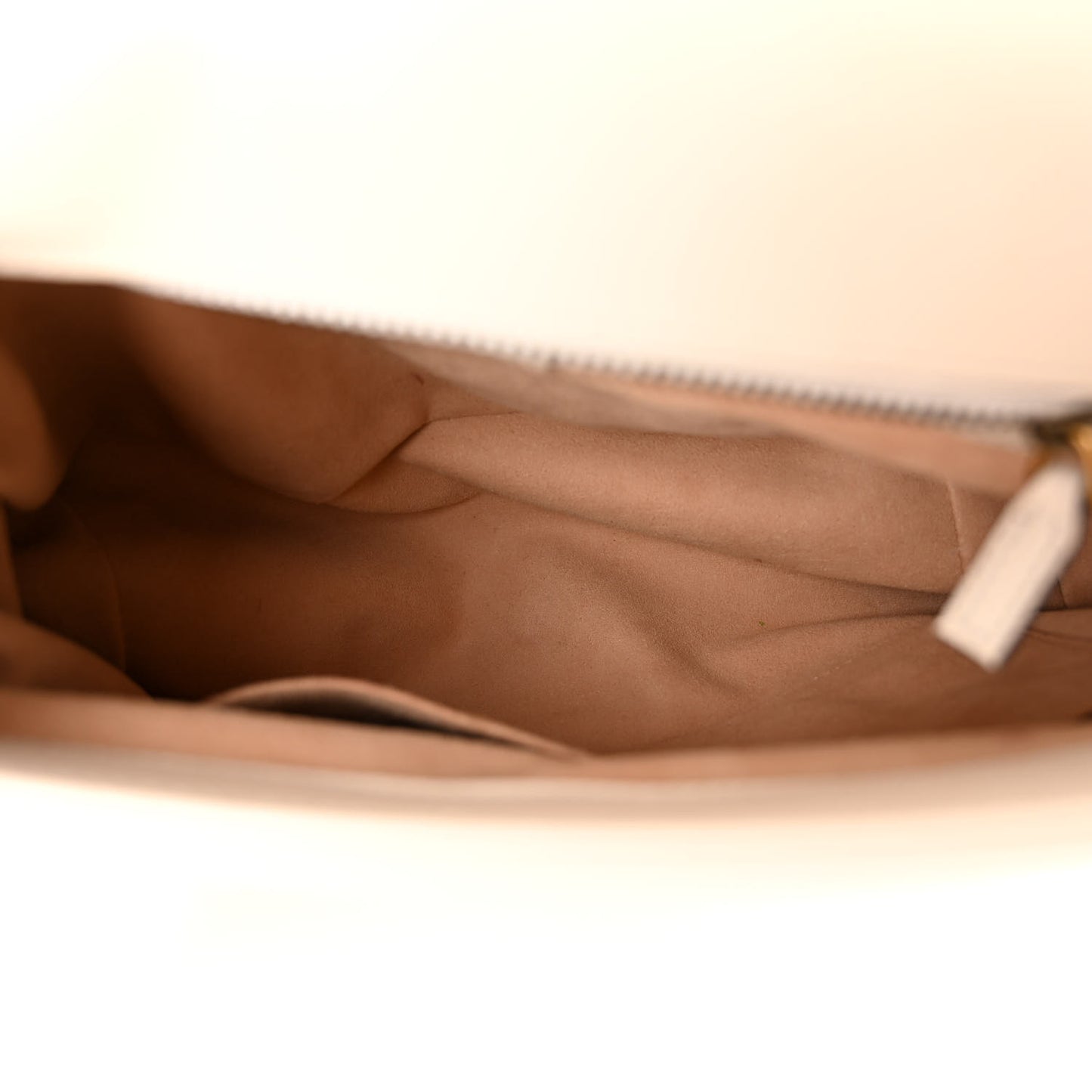 Calfskin Matelasse Small GG Marmont Top Handle Shoulder Bag White