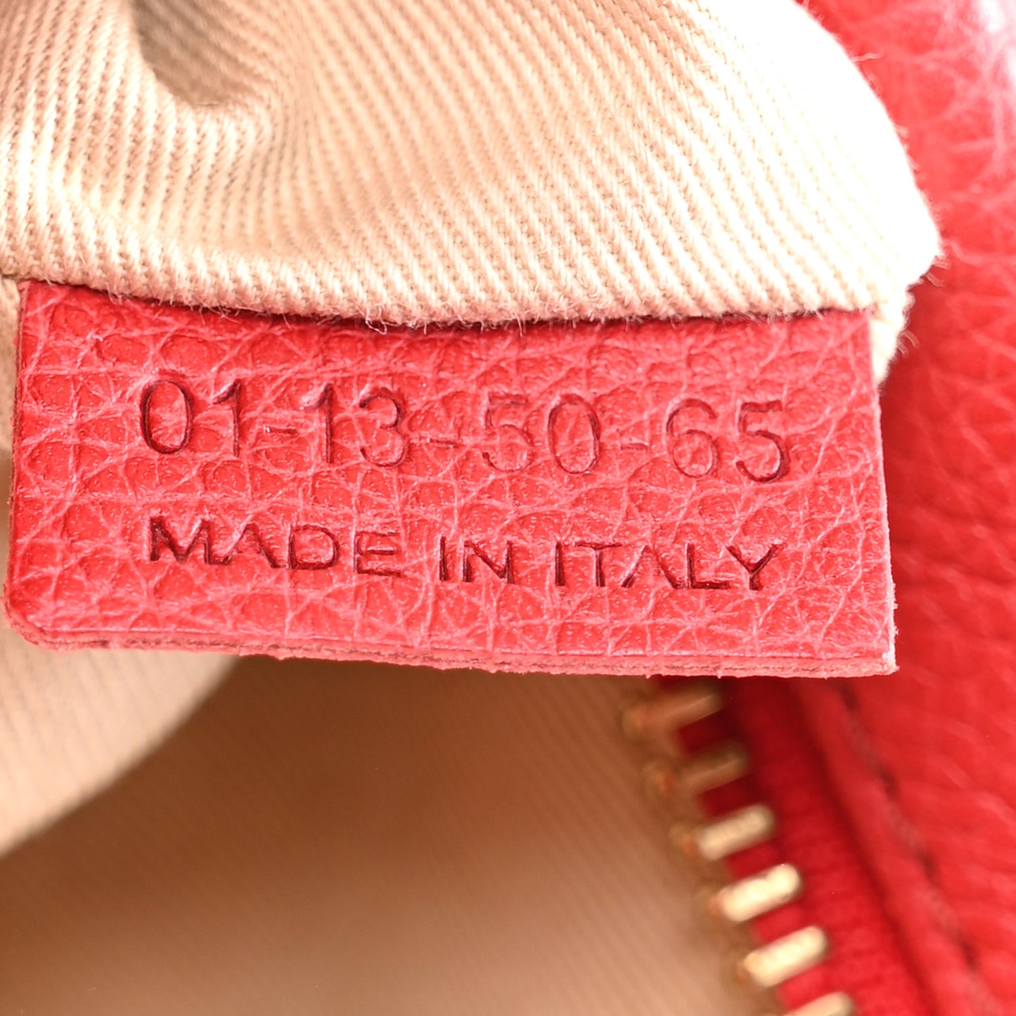 Calfskin Medium Paraty Red