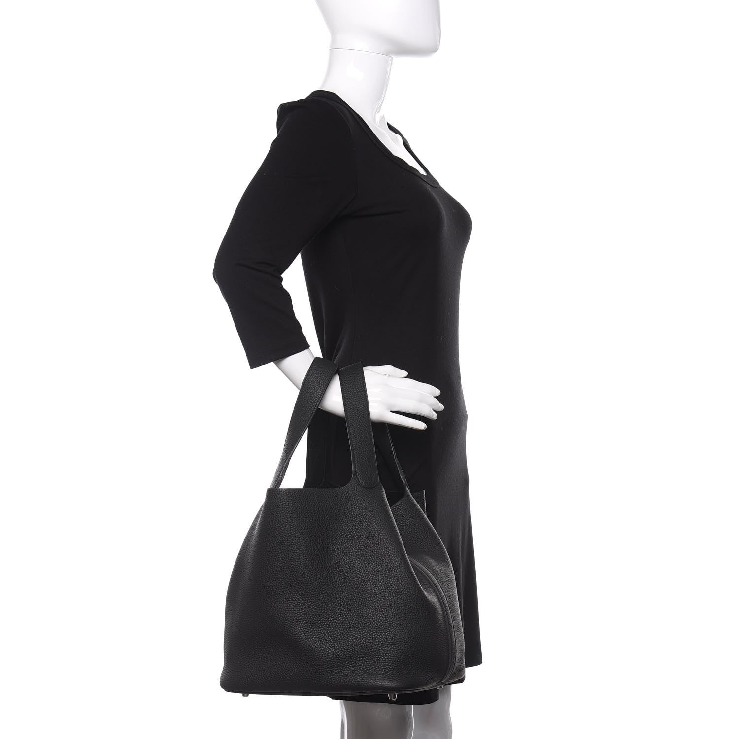 Hermes Taurillon Clemence Picotin Lock 26 GM Black 2 of 10