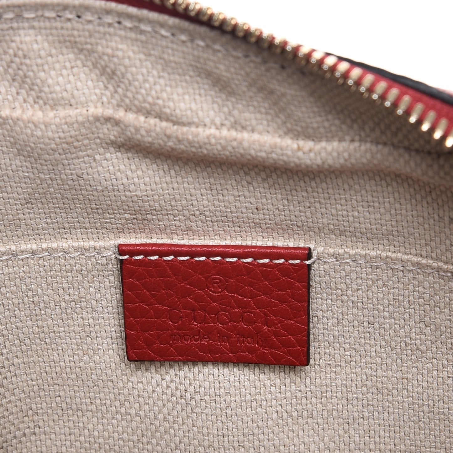 Pebbled Calfskin Small Soho Disco Bag Vibrant Red
