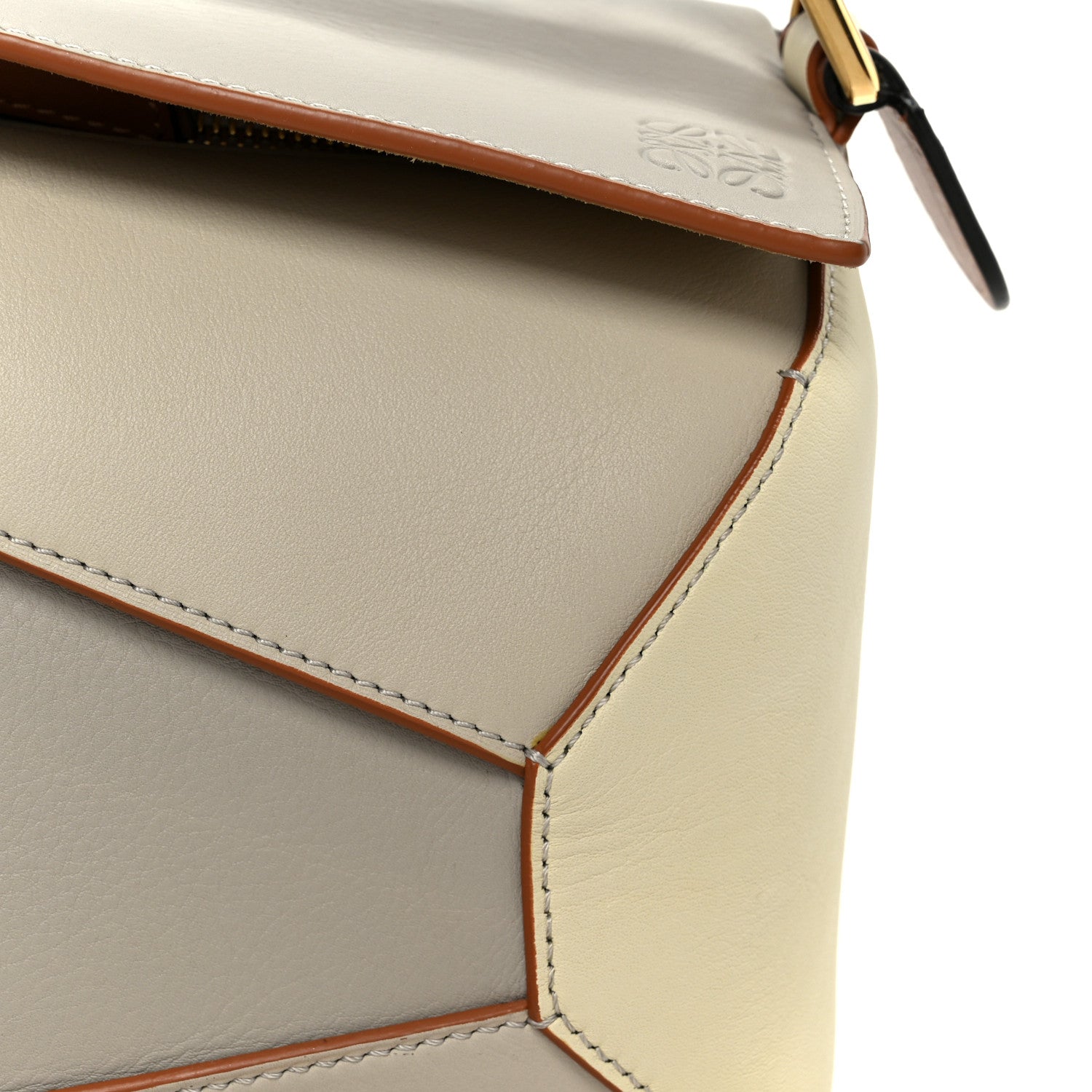 Loewe Calfskin Small Puzzle Edge Bag Ghost Soft White 9 of 12