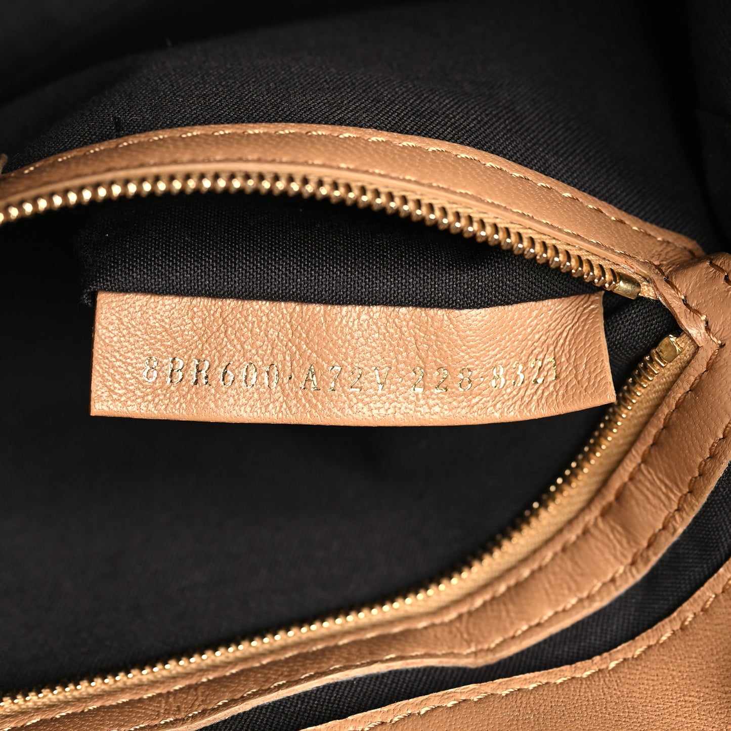 Nappa FF 1974 Embossed Baguette Miele Scuro