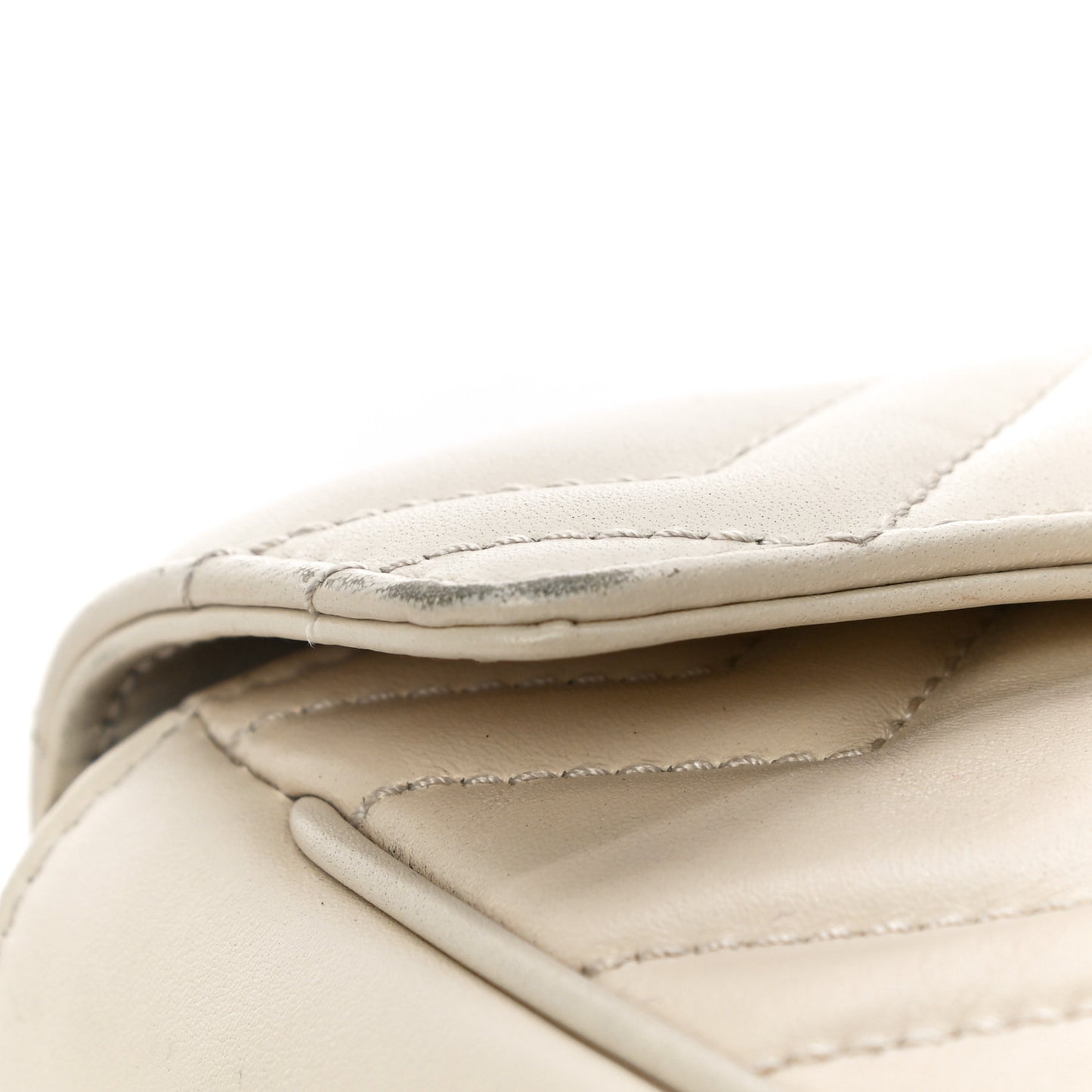 Calfskin Matelasse Super Mini GG Marmont Shoulder Bag White