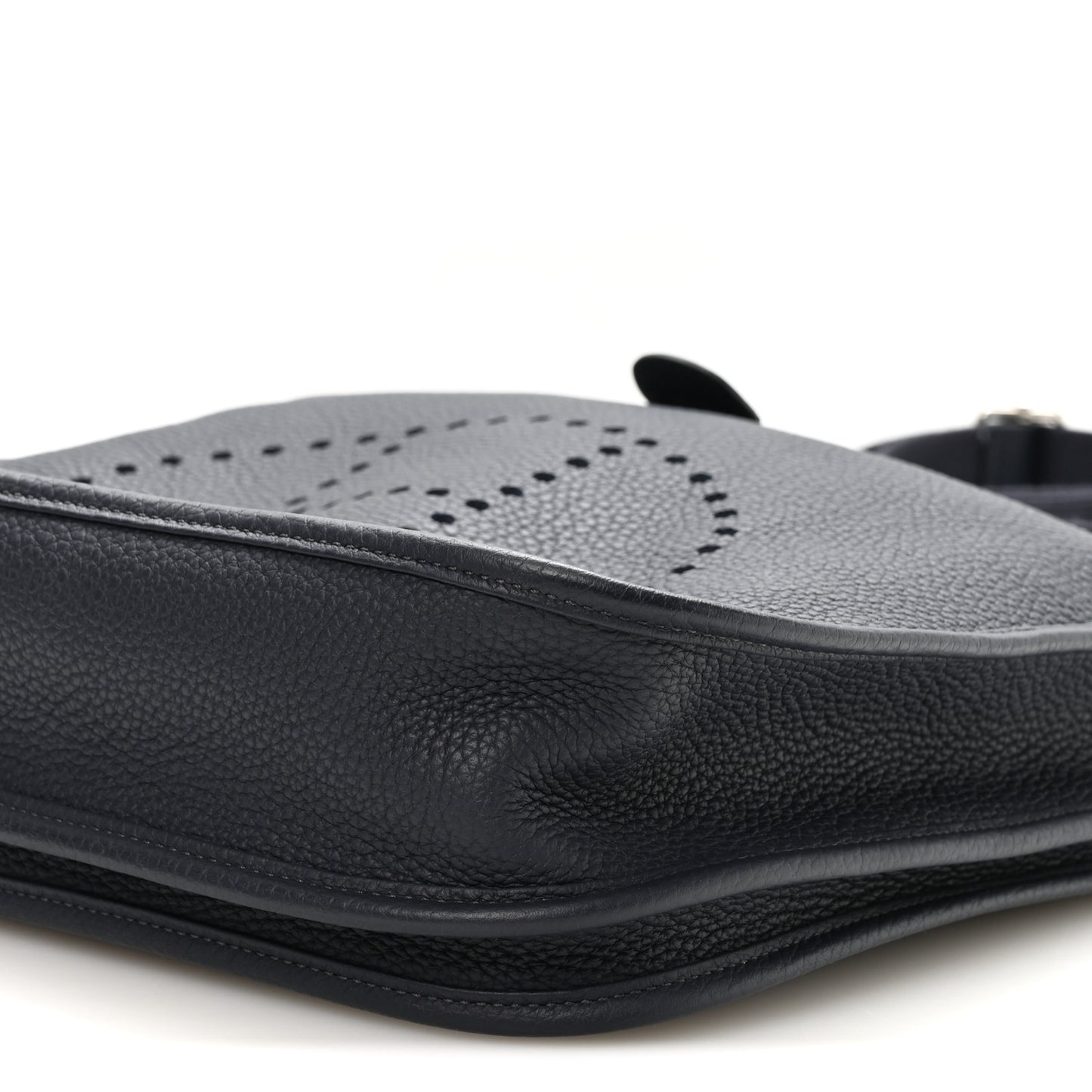 Taurillon Clemence Evelyne III PM Bleu Nuit