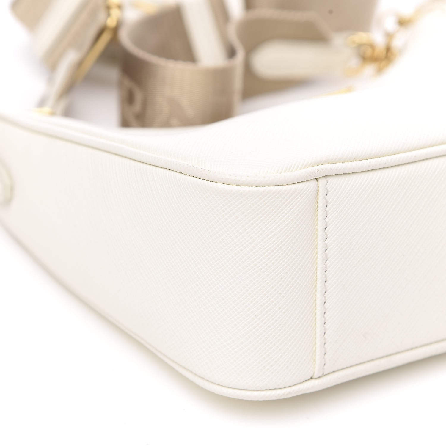 Prada Saffiano Re-Edition 2005 Shoulder Bag White 9 of 11