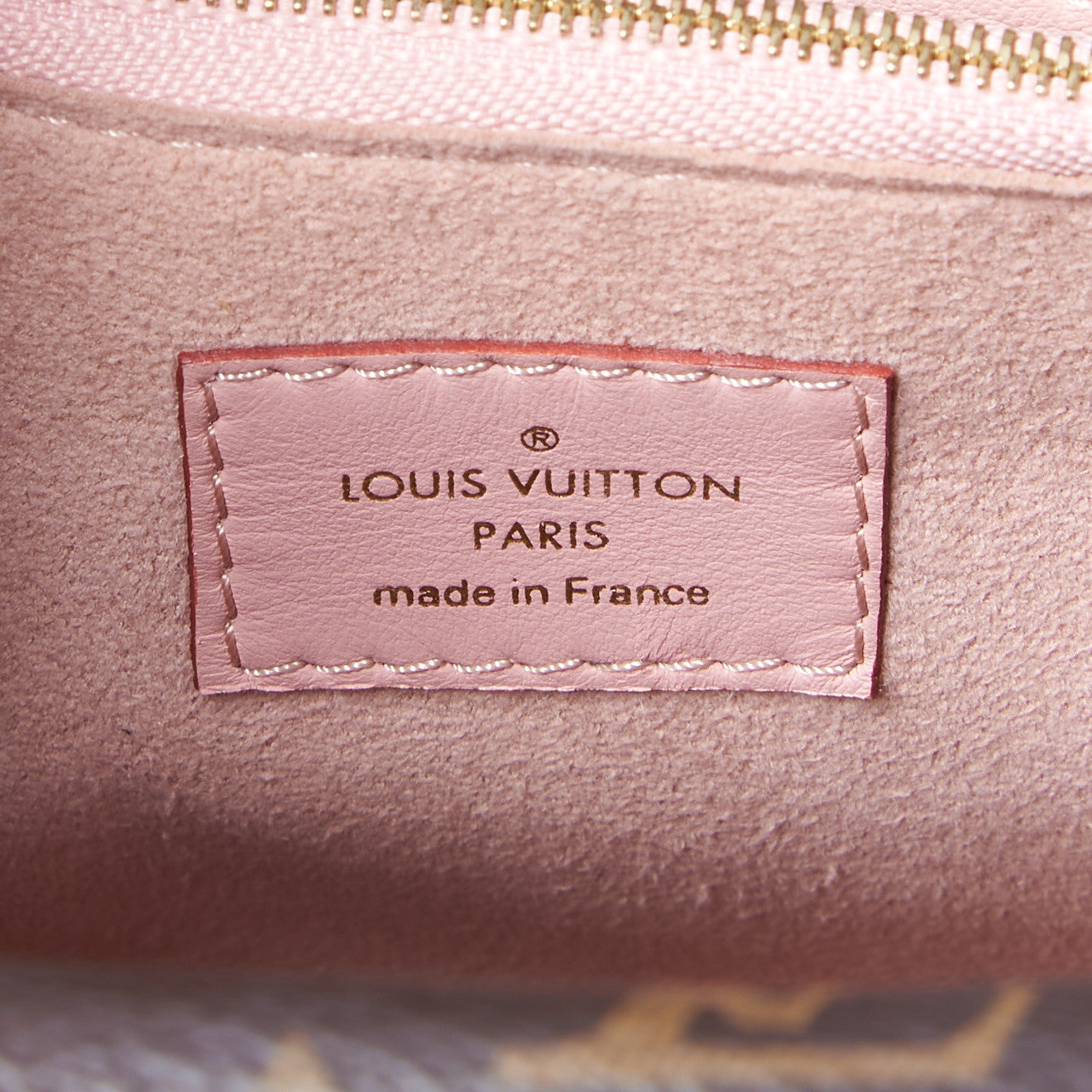 Grained Calfskin Monogram Double V Rose Poudre