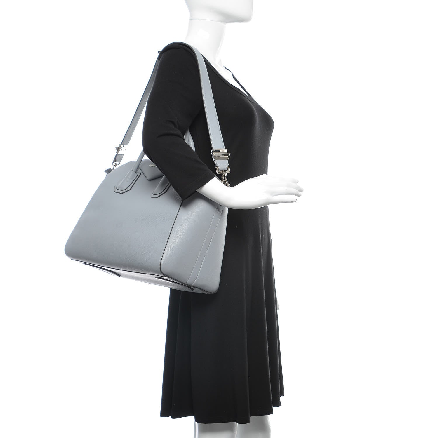 Givenchy Sugar Goatskin Medium Antigona Pearl Grey 2 of 18