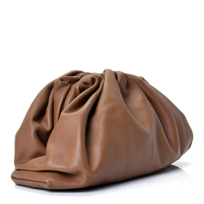 Bottega Veneta Smooth Butter Calf The Pouch Oversized Clutch Cammello 2 of 4