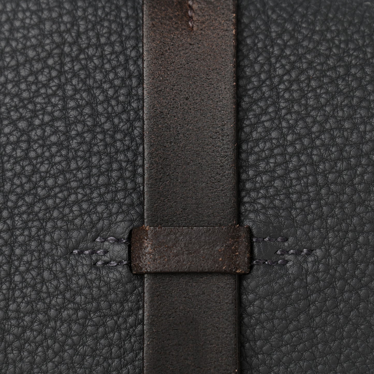 Taurillon Clemence Etriviere Messenger Ardoise